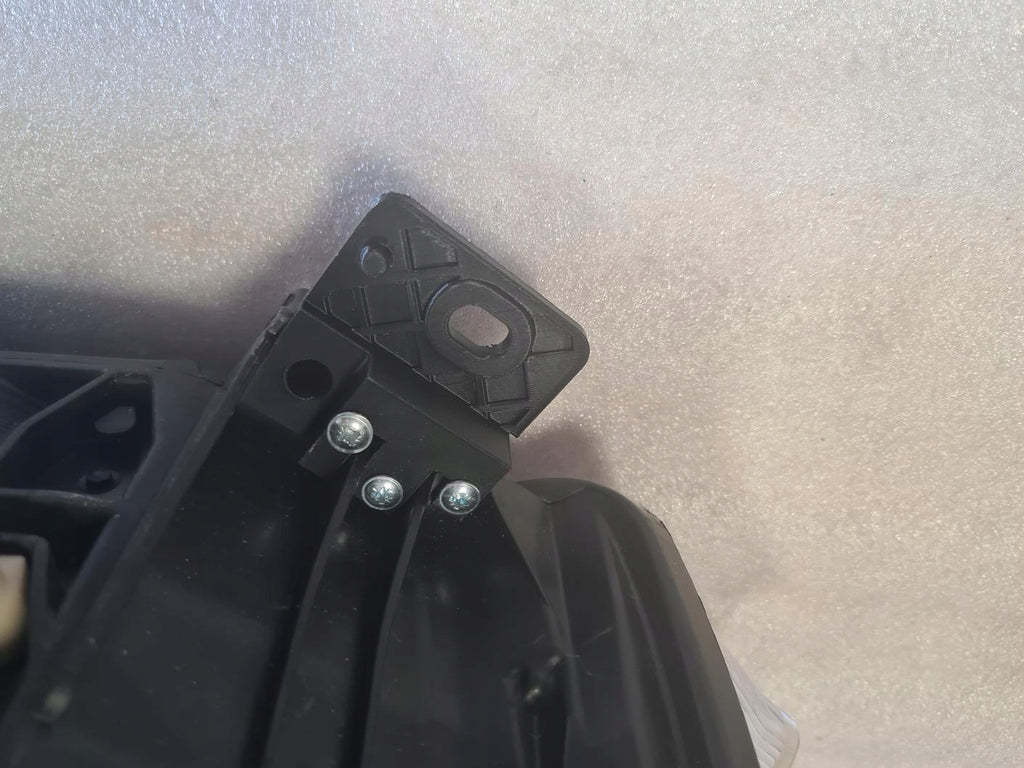 Frontscheinwerfer Ford Focus NX7B13E015CF Ein Stück (Rechts oder Links) SCH2641327156mg
