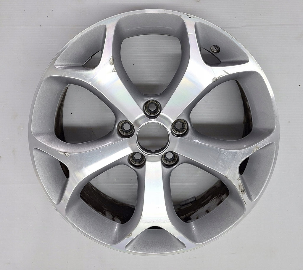 1x Alufelge 17 Zoll 7.0" 5x110 44ET Glanz Silber 13248936 Opel Corsa D Rim Wheel