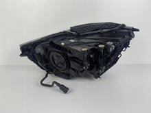 Laden Sie das Bild in den Galerie-Viewer, Frontscheinwerfer Audi Q3 83A941012 LED Rechts Scheinwerfer Headlight SCH5281722924ba