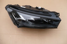 Laden Sie das Bild in den Galerie-Viewer, Frontscheinwerfer Skoda Enyaq 5LB941016 LED Rechts Scheinwerfer Headlight