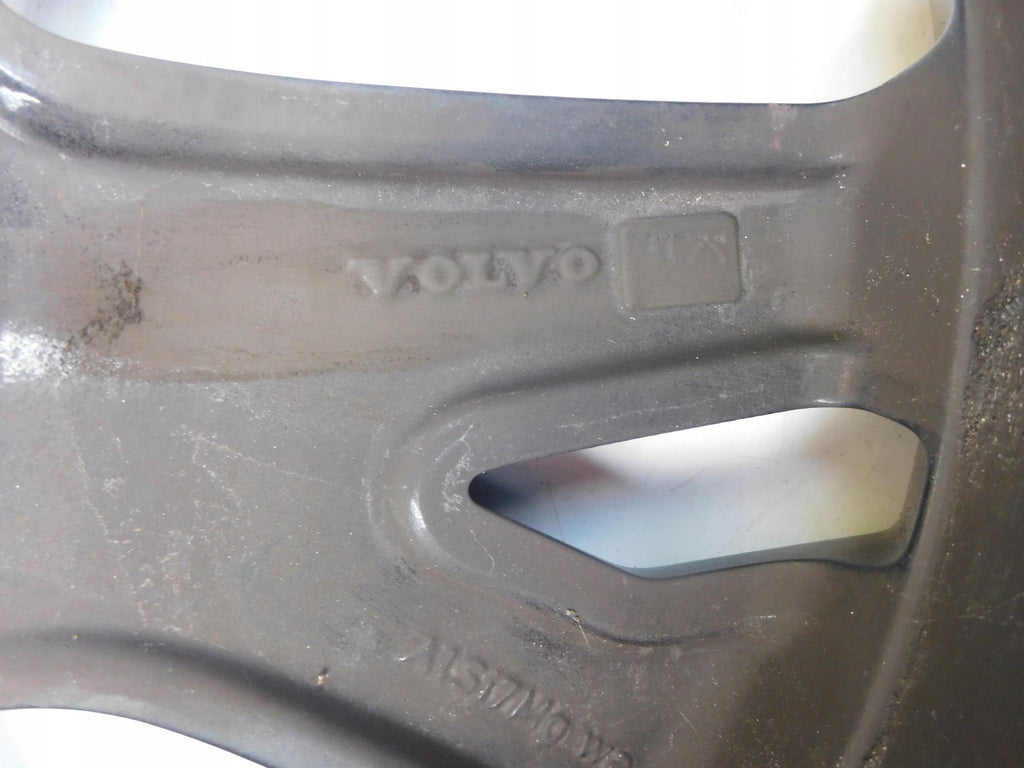 1x Alufelge 18 Zoll 8.0" 5x108 42ET Glanz Silber 31471482 Volvo V60 S60 Iii