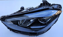 Laden Sie das Bild in den Galerie-Viewer, Frontscheinwerfer Mercedes-Benz W206 A2069068104 LED Links Headlight SCH4160231050fq