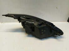 Laden Sie das Bild in den Galerie-Viewer, Frontscheinwerfer Lexus IV Links Scheinwerfer Headlight