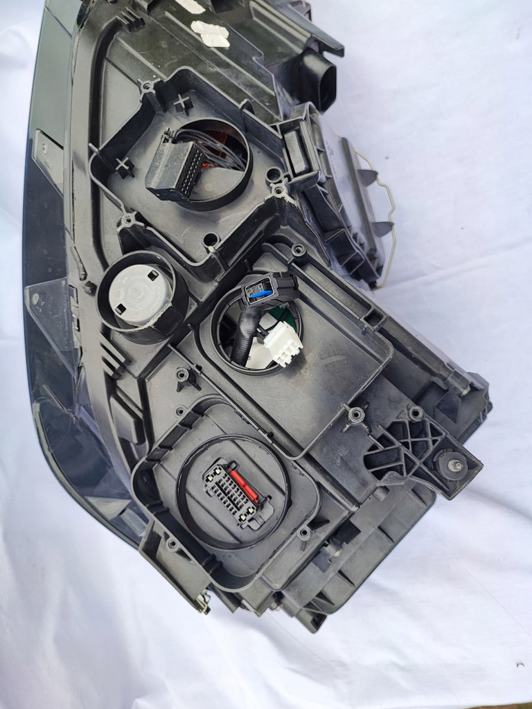 Frontscheinwerfer VW Golf Sportsvan 517941034B Xenon Rechts Headlight SCH6211689374rp