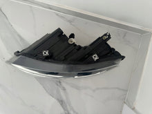 Laden Sie das Bild in den Galerie-Viewer, Frontscheinwerfer VW Polo 6C1941005 Links Scheinwerfer Headlight SCH1268730340ee