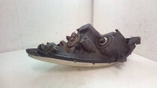 Laden Sie das Bild in den Galerie-Viewer, Frontscheinwerfer Toyota Corolla Verso Rechts Scheinwerfer Headlight SCH6942914522vb