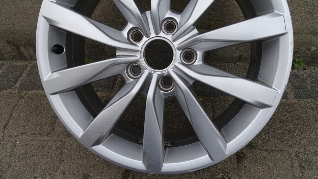 1x Alufelge 17 Zoll 6.0" 5x112 48ET 5G0601025K VW Golf Vii Rim Wheel FEL8716431510vv