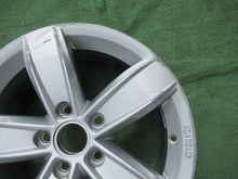 Laden Sie das Bild in den Galerie-Viewer, 1x Alufelge 16 Zoll 6.0" 5x112 43ET Glanz Silber 2GA601025 VW T-Roc Rim Wheel FEL9352292552wq