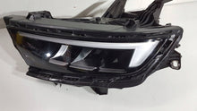 Laden Sie das Bild in den Galerie-Viewer, Frontscheinwerfer Opel Astra L 9851881680 Links Scheinwerfer Headlight SCH8306224029ud
