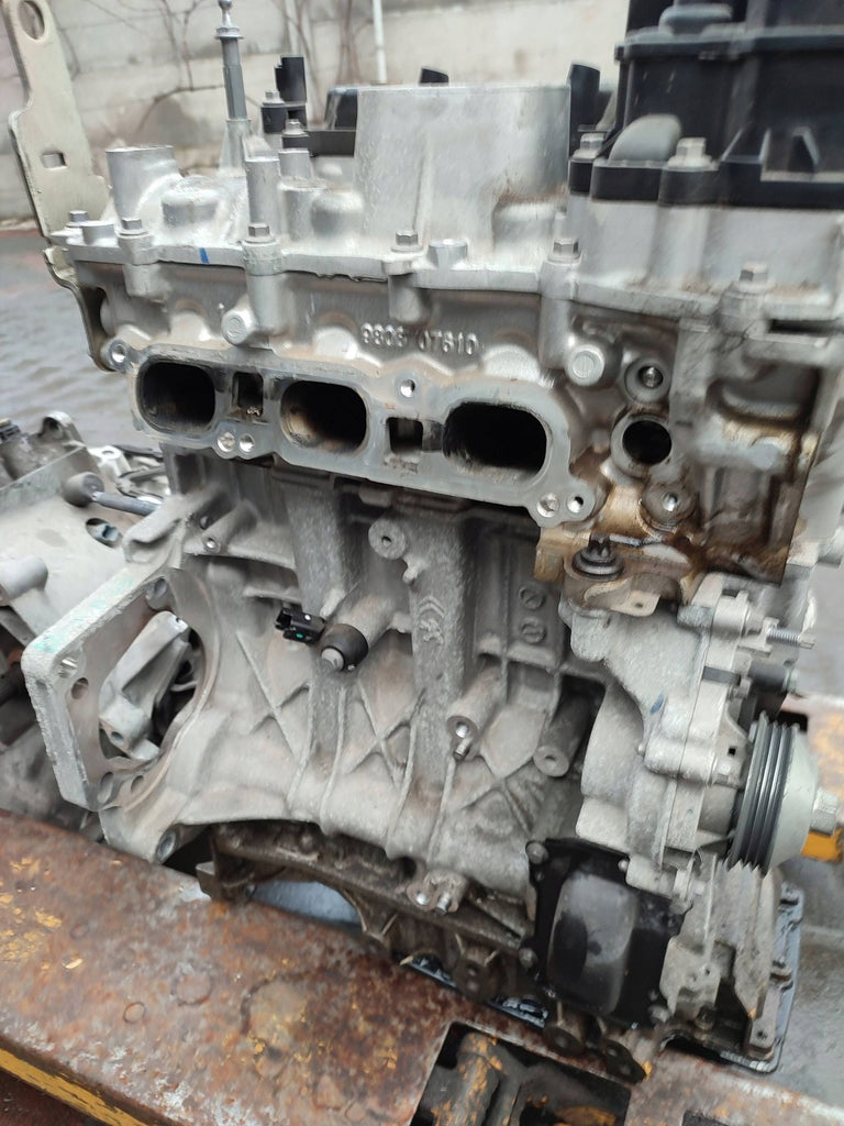 Motor Peugeot 2008 I HN01 2018 Benzin Engine Unkomplett