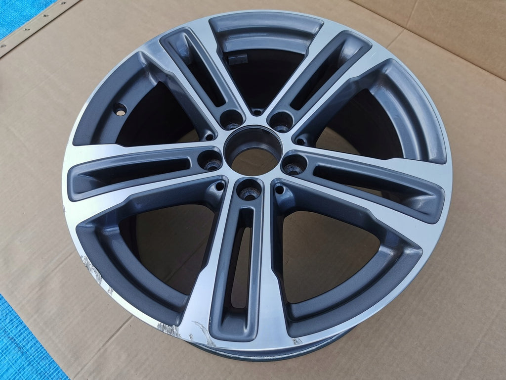 1x Alufelge 17 Zoll 7.5" 5x112 40ET Glanz Grau A2134015500 Mercedes-Benz W213 Mg