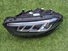 Laden Sie das Bild in den Galerie-Viewer, Frontscheinwerfer Mercedes-Benz W177 A1779062106 Vorderseite Headlight SCH2477872727vv