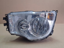Laden Sie das Bild in den Galerie-Viewer, Frontscheinwerfer Mercedes-Benz A9608201839 Links Scheinwerfer Headlight SCH8037933089hs