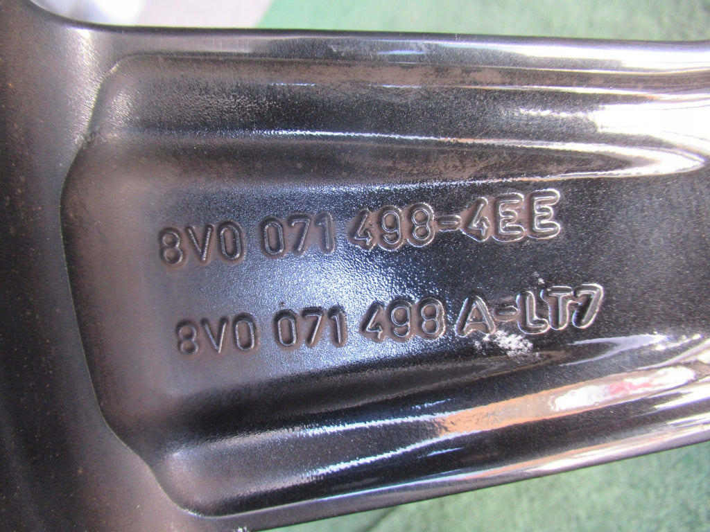 1x Alufelge 18 Zoll 7.5" 5x112 51ET 8V0071498A Audi A3 Rim Wheel