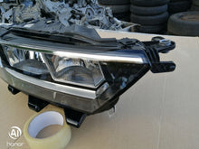 Load image into Gallery viewer, Frontscheinwerfer VW T-Roc 2GA941006B Rechts Scheinwerfer Headlight