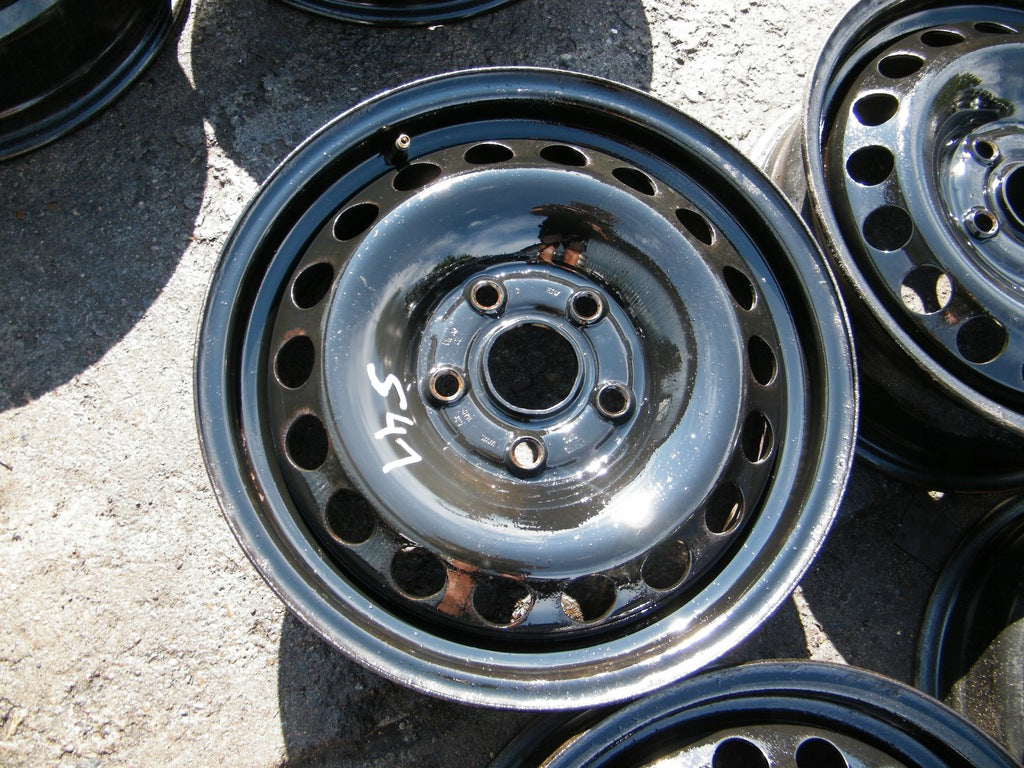 4x Alufelge 15 Zoll 6.0" 5x112 47ET Silber VW Caddy V Golf III Jetta VI Touran FEL5979403972uq