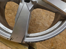 Load image into Gallery viewer, 1x Alufelge 21 Zoll 8.5" 5x112 34ET Glanz 80A601025 Audi Rim Wheel FEL4809452436ss