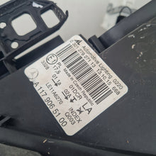 Laden Sie das Bild in den Galerie-Viewer, Frontscheinwerfer Mercedes-Benz Cla A1179065100 Links Scheinwerfer Headlight SCH9865059821rm