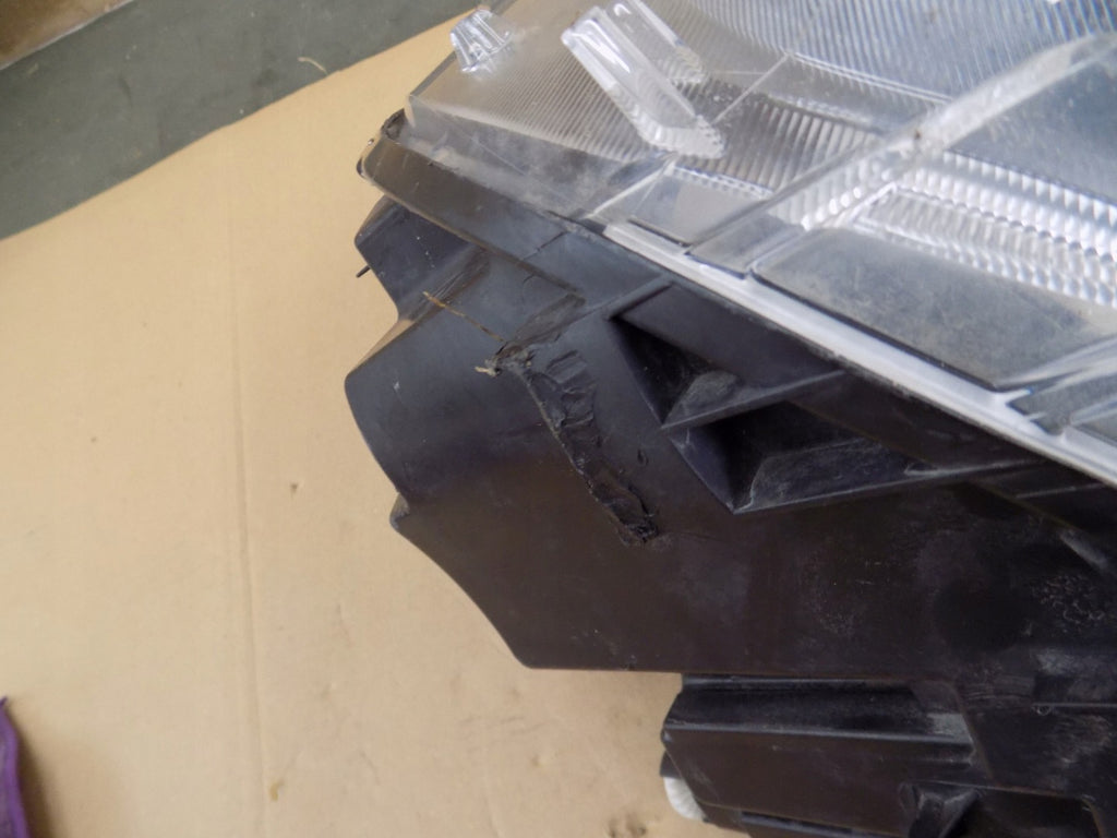 Frontscheinwerfer Mercedes-Benz Sprinter A9068202461 9068202461 Rechts Headlight