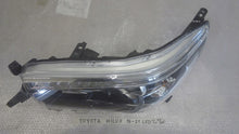 Load image into Gallery viewer, Frontscheinwerfer Toyota Hilux VIII LED Links Scheinwerfer Headlight SCH2281659128zg
