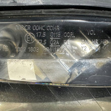 Load image into Gallery viewer, Frontscheinwerfer Audi A4 1305236055 Xenon Rechts Scheinwerfer Headlight SCH2820337471lk