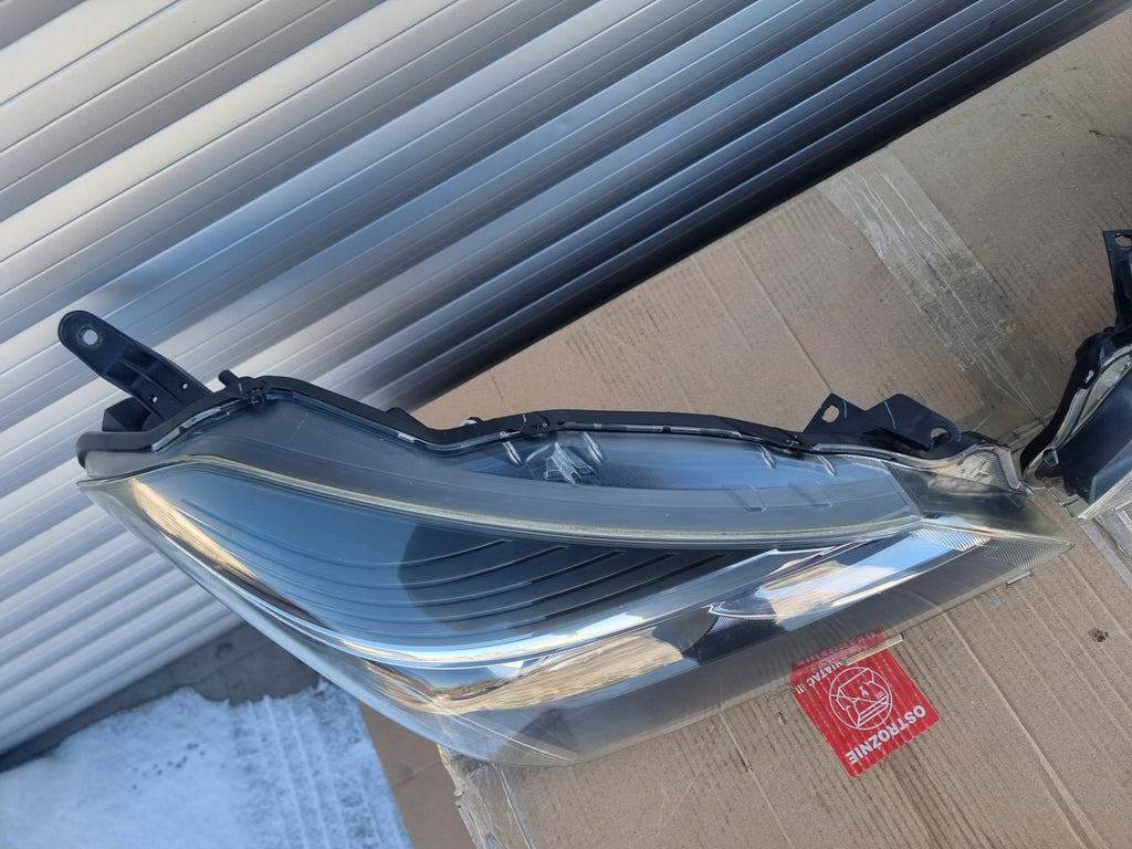 Frontscheinwerfer Toyota Yaris LED Ein Stück (Rechts oder Links) Headlight SCH3496367147de