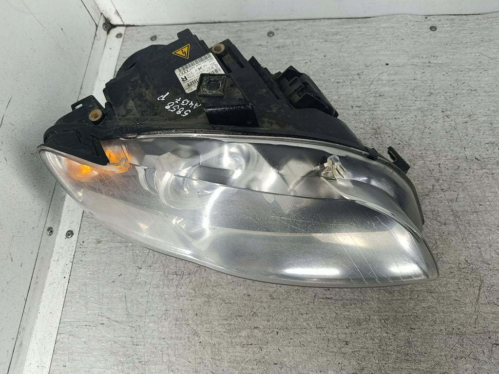 Frontscheinwerfer Audi A4 B7 8E0941004AM 0301219272 Rechts Headlight SCH5496166434de