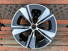 Laden Sie das Bild in den Galerie-Viewer, 1x Alufelge 17 Zoll 7.5&quot; 5x112 30ET Glanz Schwarz 6896764 BMW 4 G26 Rim Wheel