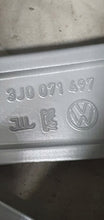 Load image into Gallery viewer, 1x Alufelge 17 Zoll 7.5" 5x112 41ET Glanz Graphit 3J0071497 VW Passat Rim Wheel FEL3388469400wo
