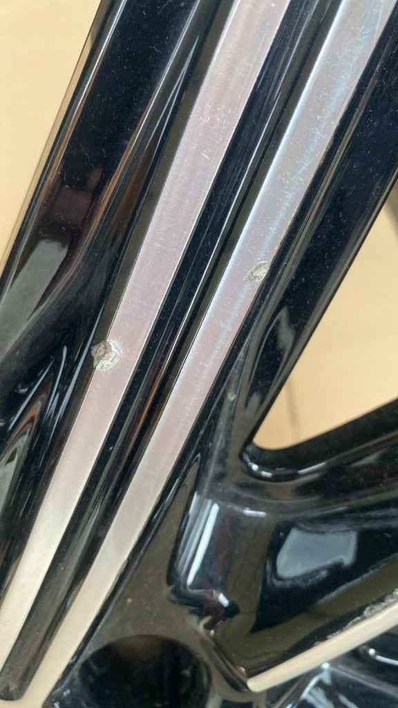 1x Alufelge 20 Zoll 9.0" 5x112 42ET Glanz Schwarz 89A601025AB Audi E-Tron FEL9777529134iw