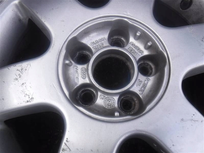 1x Alufelge 15 Zoll 6.0" 5x100 38ET 8L0601025F Audi A3 Rim Wheel FEL6404419281uw