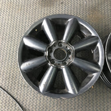 Laden Sie das Bild in den Galerie-Viewer, 1x Alufelge 18 Zoll 7.5&quot; 5x120 9804375 Mini R60 Rim Wheel