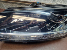 Load image into Gallery viewer, Frontscheinwerfer Skoda Fabia III 6V1941015F Links Scheinwerfer Headlight SCH3689428113al