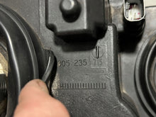 Laden Sie das Bild in den Galerie-Viewer, Frontscheinwerfer BMW 3 E46 1305235715 Ein Satz Scheinwerfer Headlight SCH5614576162no