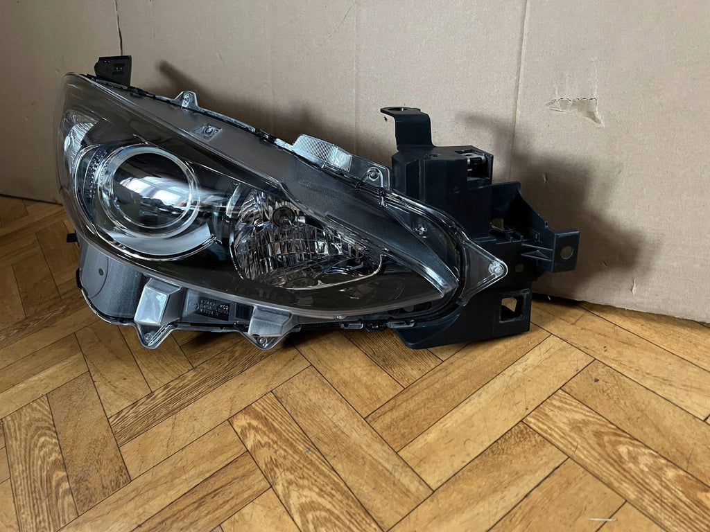 Frontscheinwerfer Mazda 3 Bm BHR151030 89722543032022128 Rechts Headlight SCH9883456702ca
