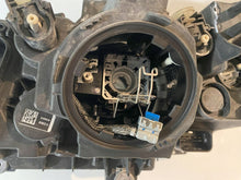 Load image into Gallery viewer, Frontscheinwerfer BMW F30 7259526 Xenon Rechts Scheinwerfer Headlight SCH2103505582ra