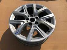 Load image into Gallery viewer, 1x Alufelge 17 Zoll 6.5" 5x112 39ET 6856076 BMW F39 Rim Wheel FEL3348532851nf