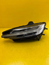 Laden Sie das Bild in den Galerie-Viewer, Frontscheinwerfer Volvo V60 S60 32228815 LED Links Scheinwerfer Headlight SCH6652269864ve