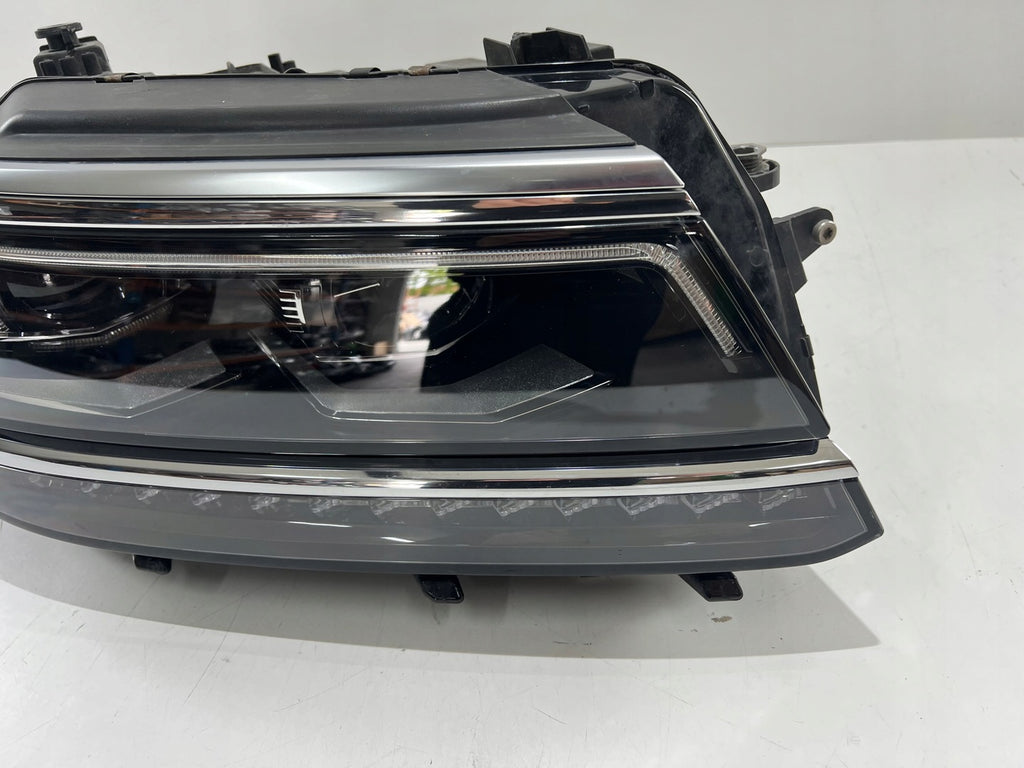 Frontscheinwerfer VW Tiguan 5NB941082B Rechts Scheinwerfer Headlight SCH9842873689nf