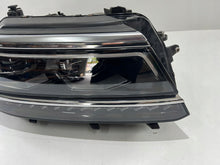 Laden Sie das Bild in den Galerie-Viewer, Frontscheinwerfer VW Tiguan 5NB941082B Rechts Scheinwerfer Headlight SCH9842873689nf