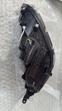 Load image into Gallery viewer, Frontscheinwerfer Hyundai I30 HI3017 Links Scheinwerfer Headlight SCH6679653431jr