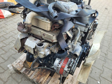 Laden Sie das Bild in den Galerie-Viewer, Motor Mitsubishi Renault Pajero IV 4M41 3.2 157TKm Diesel Engine Komplett