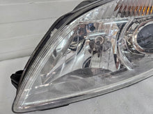 Laden Sie das Bild in den Galerie-Viewer, Frontscheinwerfer Skoda Fabia II Links Scheinwerfer Headlight