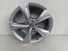 Laden Sie das Bild in den Galerie-Viewer, 1x Alufelge 19 Zoll 7.0" 5x112 34ET Glanz Silber 80A601025K Audi Q5 Rim Wheel FEL3229969622jq