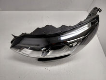 Laden Sie das Bild in den Galerie-Viewer, Frontscheinwerfer Renault Megane IV 260602792R LED Links Scheinwerfer Headlight SCH7836930714gr