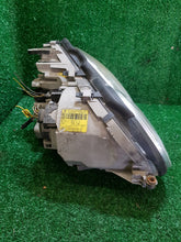 Laden Sie das Bild in den Galerie-Viewer, Frontscheinwerfer Mercedes-Benz W203 030116627715XXX Xenon Rechts oder Links SCH8808503646rg
