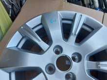 Load image into Gallery viewer, 1x Alufelge 16 Zoll 6.5" 4x100 40ET Glanz Silber 403000554R Renault Captur Clio FEL8225086147gv