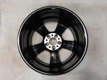 Laden Sie das Bild in den Galerie-Viewer, 1x Alufelge 17 Zoll 7.5" 5x112 52 5ET Glanz A2464011500 Mercedes-Benz W246 FEL4095268630iy