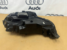 Laden Sie das Bild in den Galerie-Viewer, Frontscheinwerfer Audi A3 8Y0941033 8Y0941034 Full LED Ein Satz Headlight