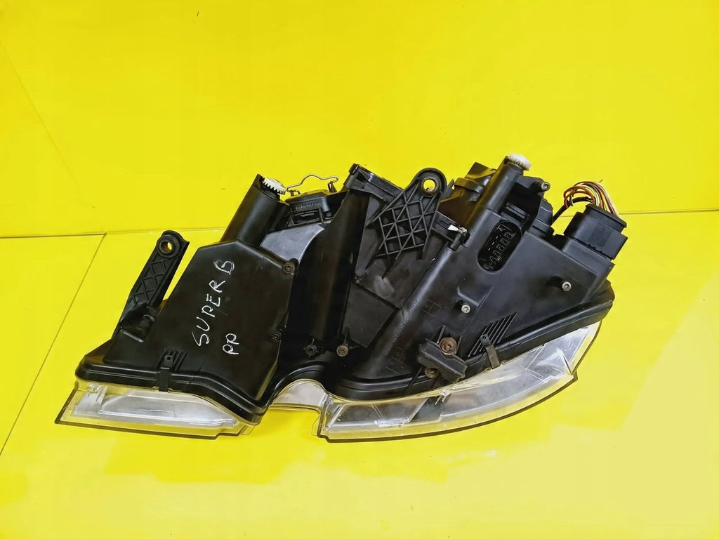 Frontscheinwerfer Skoda Superb I DRC33100 Rechts Scheinwerfer Headlight